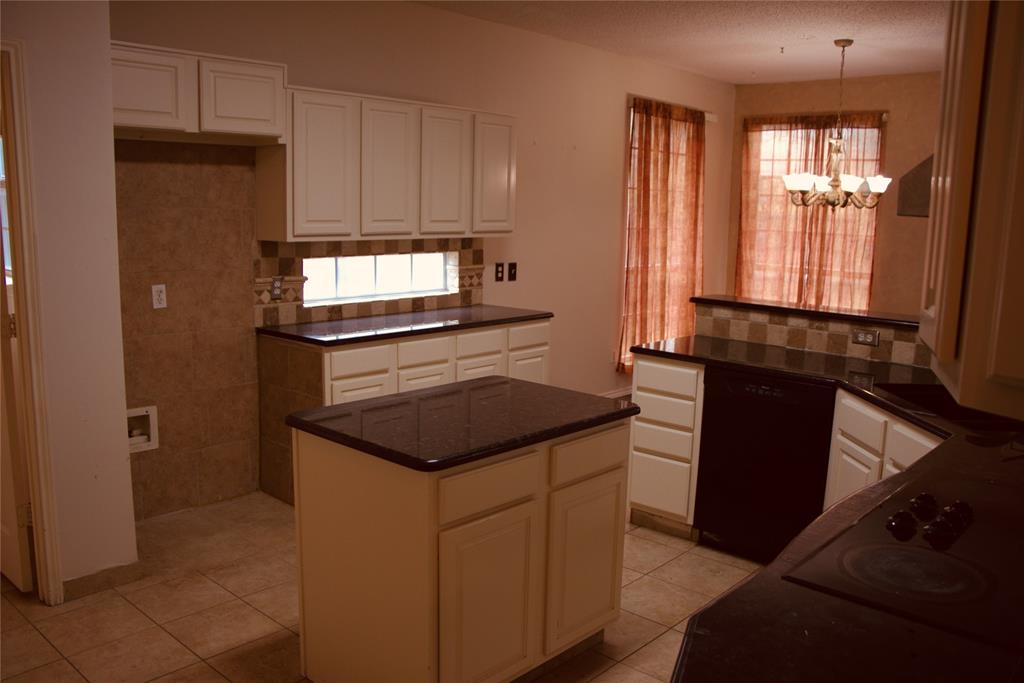 620 E Lynn Creek Drive Property Photo 18