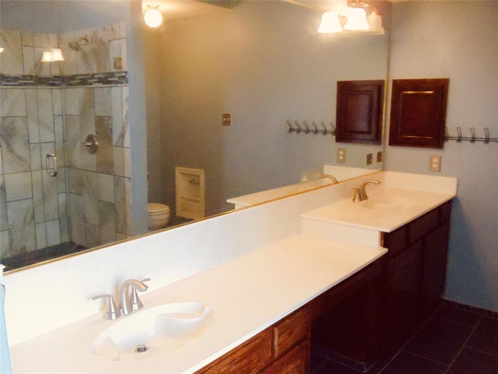 620 E Lynn Creek Drive Property Photo 27