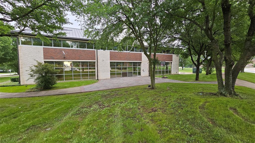 1450 Redbud Boulevard Property Photo 24