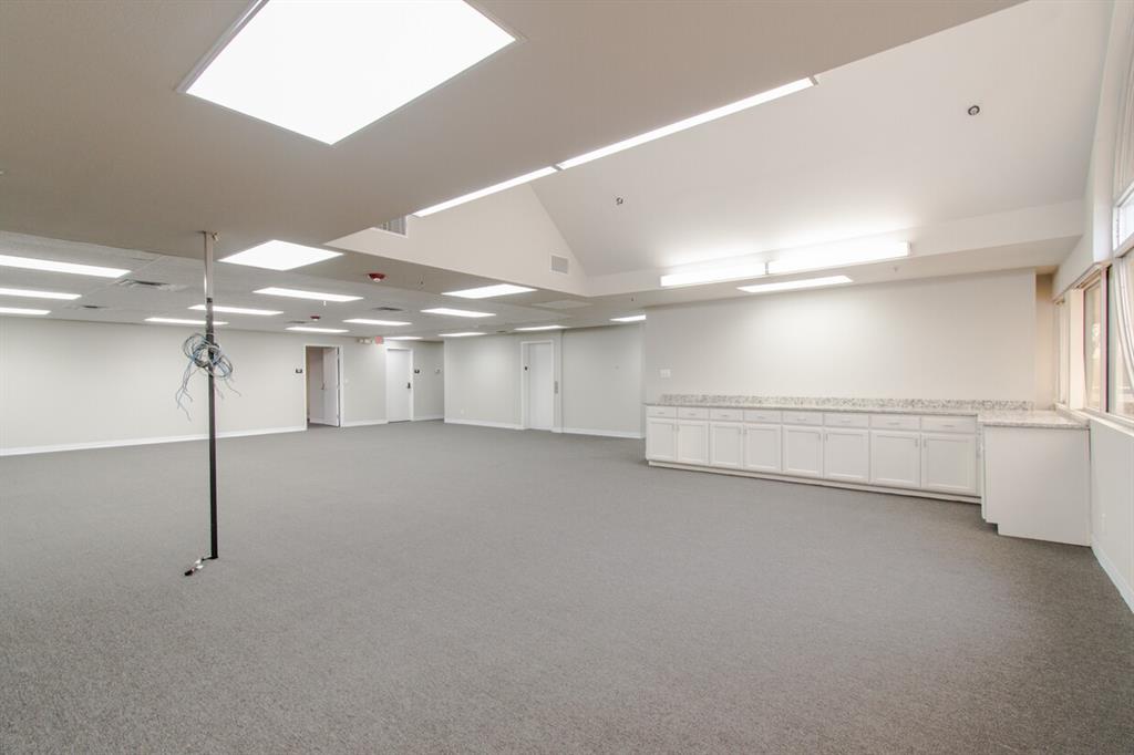 1450 Redbud Boulevard Property Photo 27
