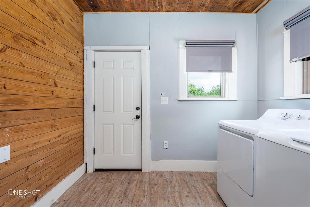 626 Grand Avenue Property Photo 3