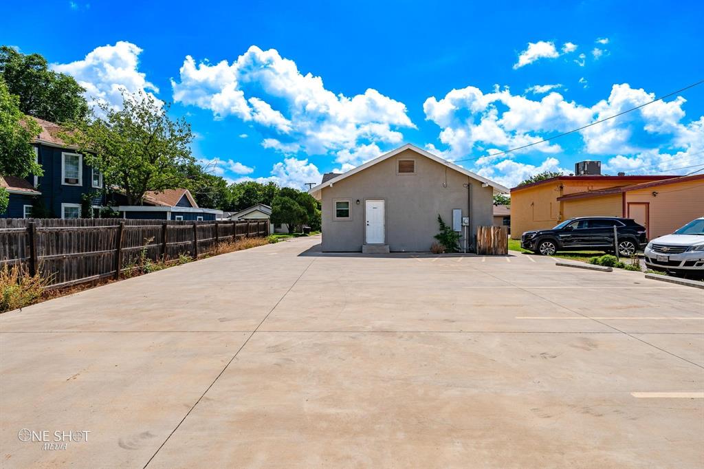 626 Grand Avenue Property Photo 6
