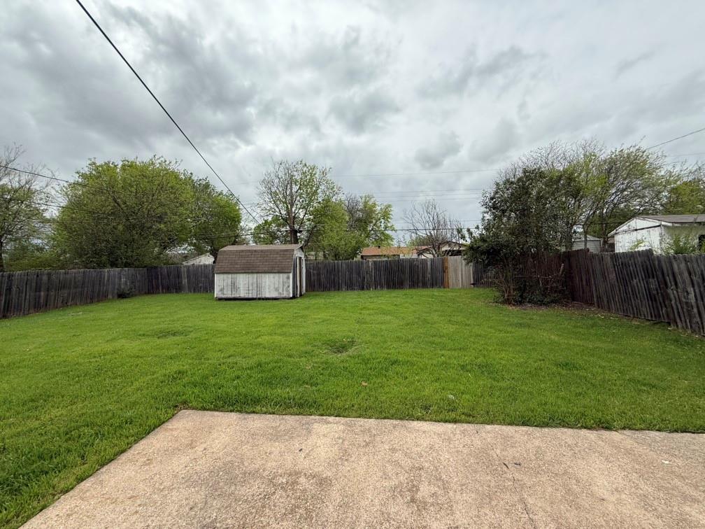 6311 Silvery Moon Drive Property Photo 6