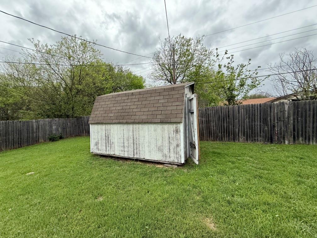 6311 Silvery Moon Drive Property Photo 8