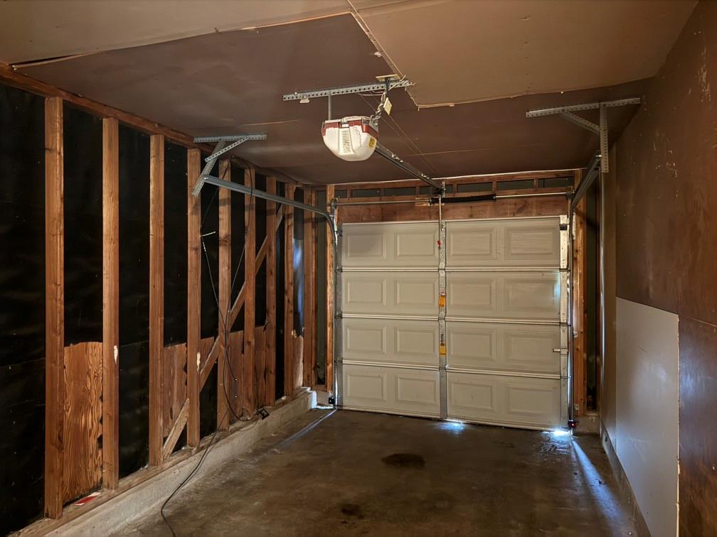 6311 Silvery Moon Drive Property Photo 20