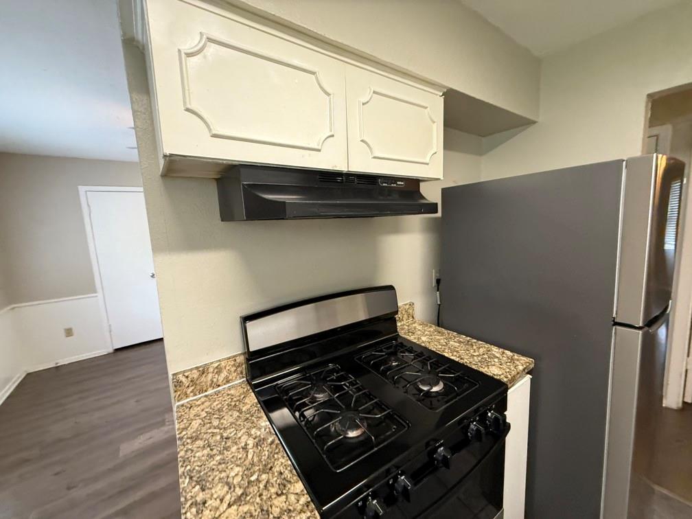 6311 Silvery Moon Drive Property Photo 28