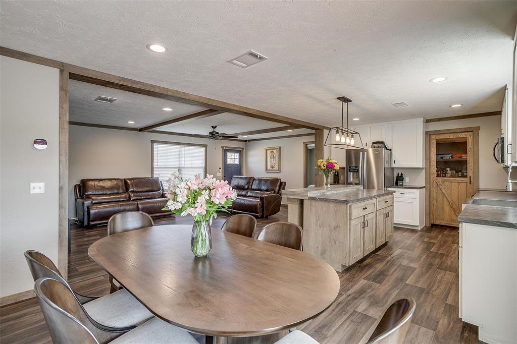 338 Victory Lane Property Photo 12