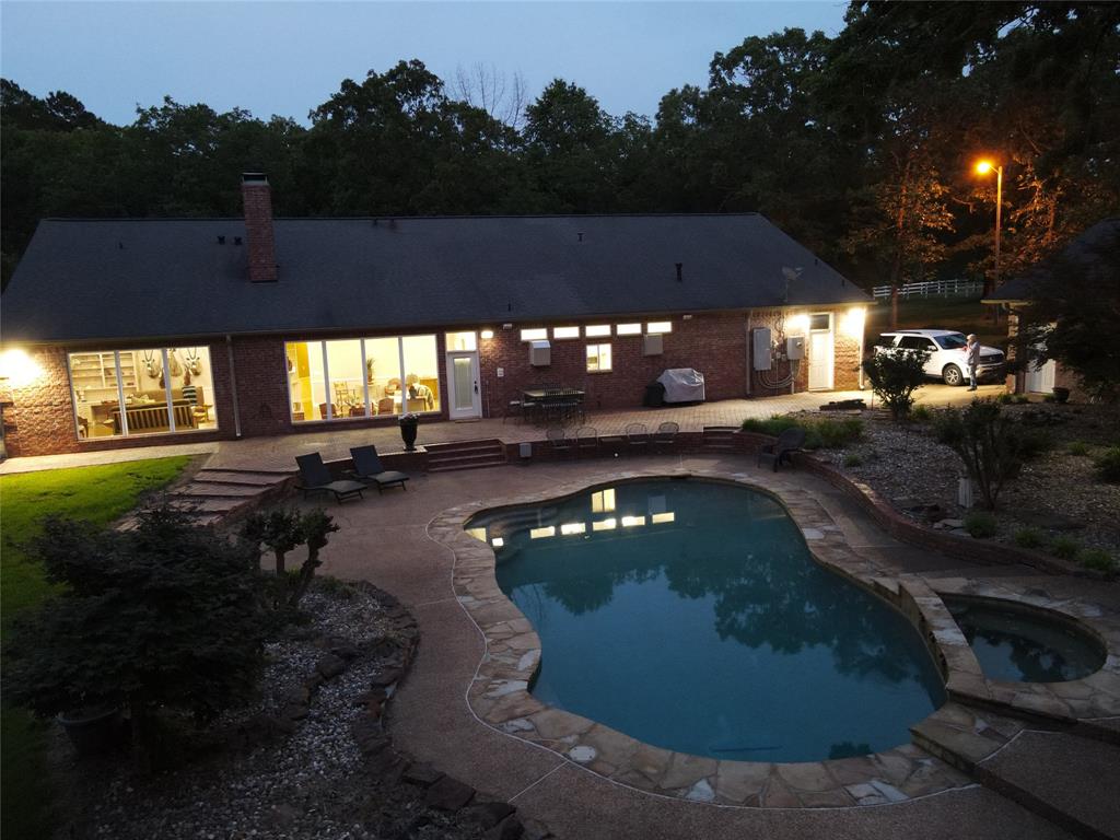 1402 S Boggie Street Property Photo