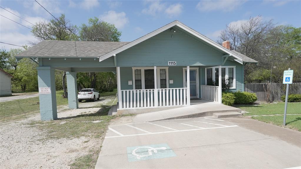 1115 N Main Street Property Photo 1