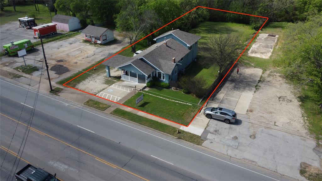 1115 N Main Street Property Photo 5