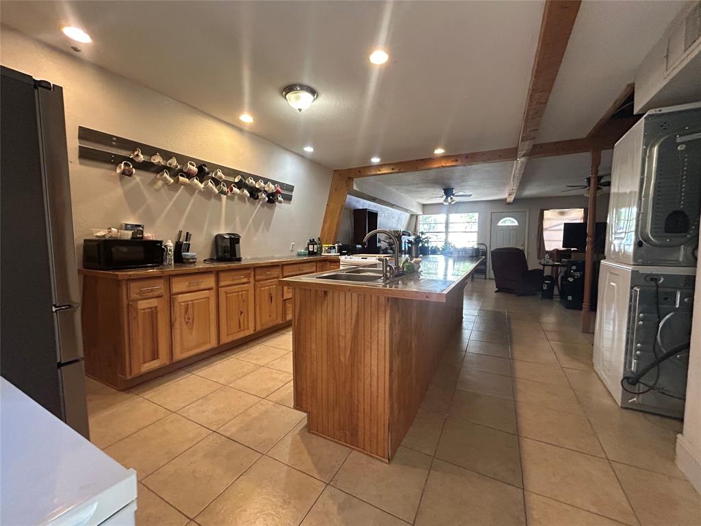 1015 Comanche Cove Drive Property Photo 12