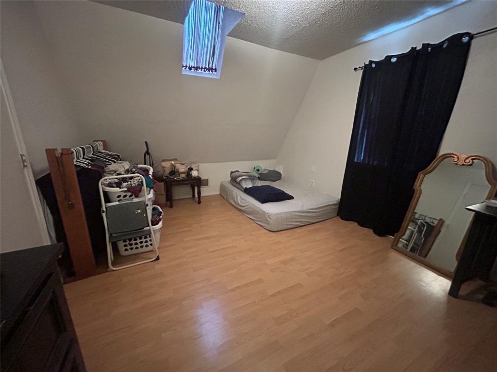1015 Comanche Cove Drive Property Photo 24