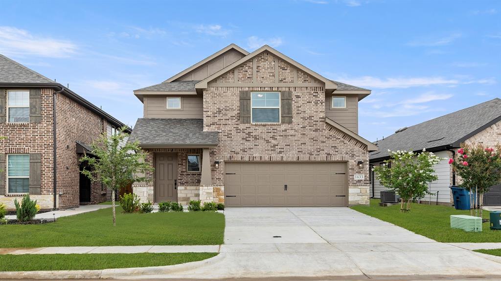 1633 Meadow Crest Property Photo 1