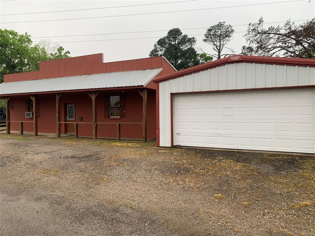 848 Houston Street Property Photo 3