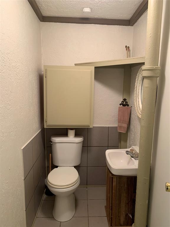 848 Houston Street Property Photo 12