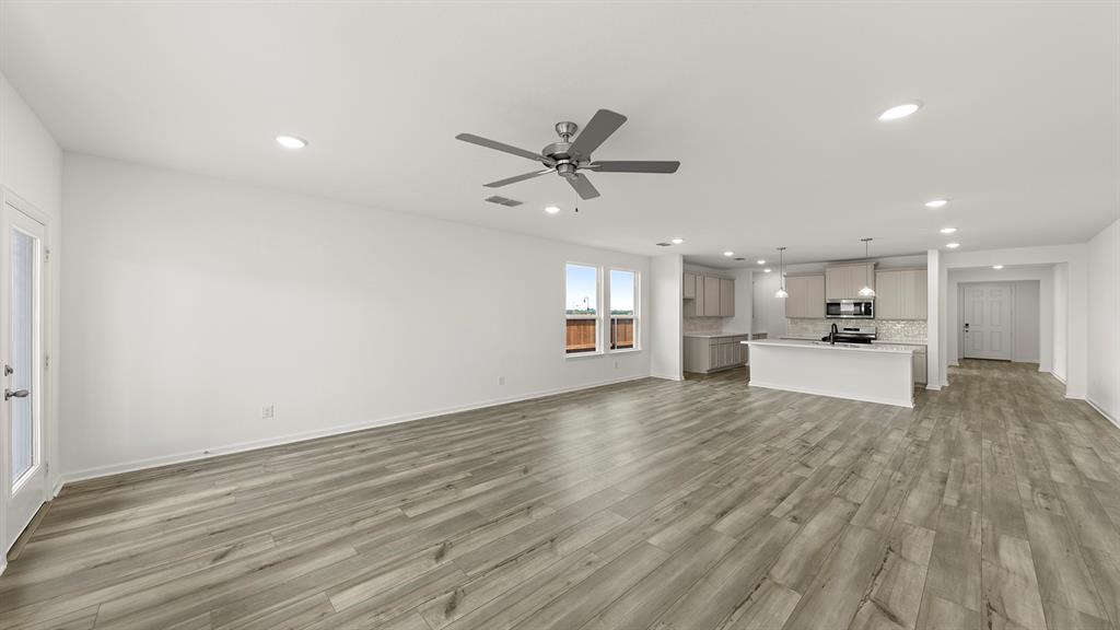 9045 Palafox Street Property Photo 18