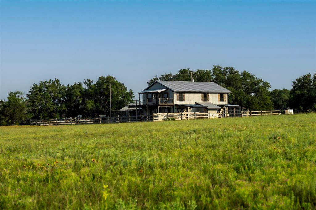 7225 A W Rm 243 Property Photo 1