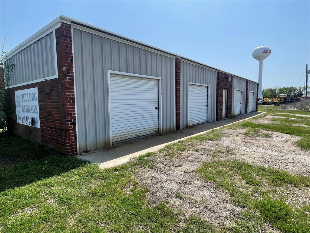1201 W Dallas Avenue Property Photo 4