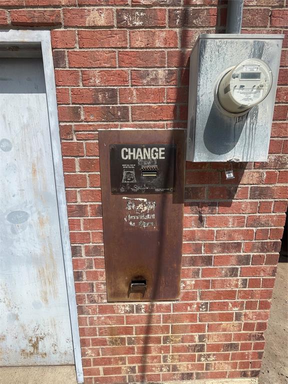 1201 W Dallas Avenue Property Photo 15