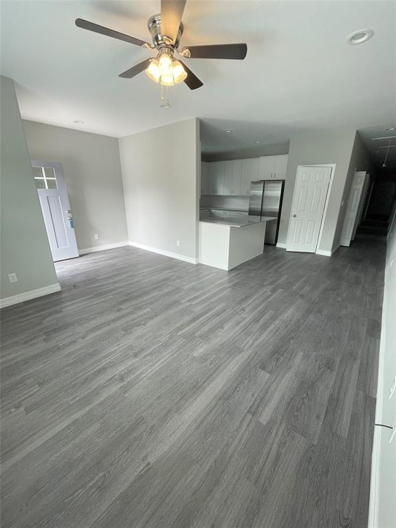 621 W Elm Street Property Photo 3