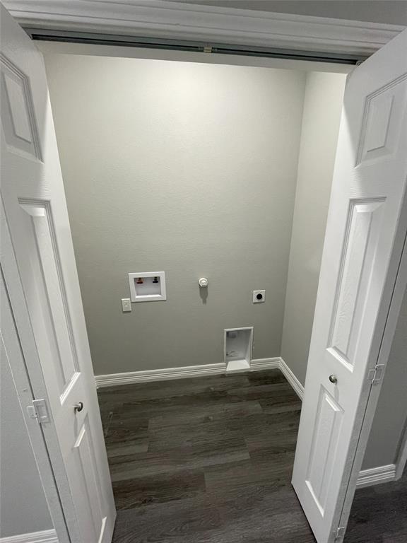 621 W Elm Street Property Photo 6