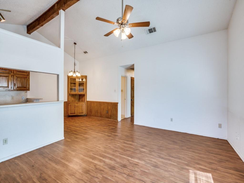 407 S Las Vegas Trail Property Photo