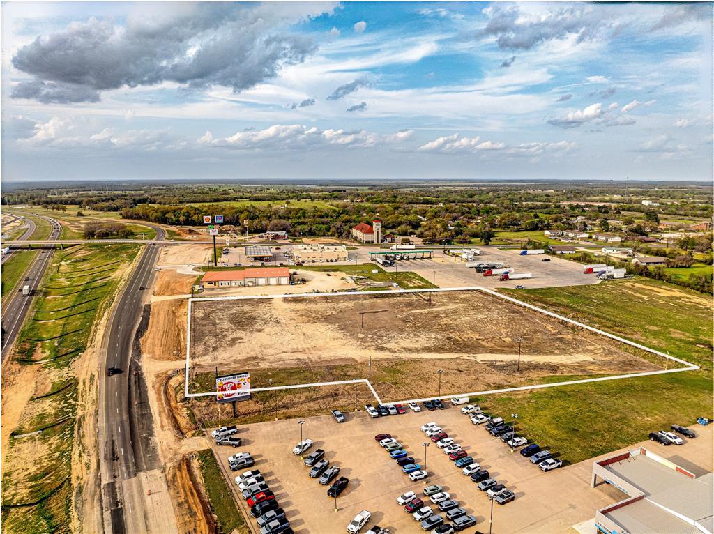 350 Interstate 45 Property Photo 5