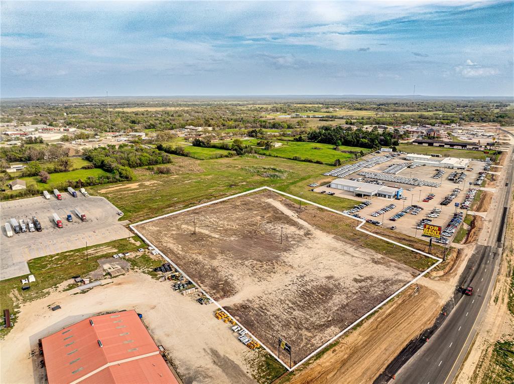 350 Interstate 45 Property Photo 7