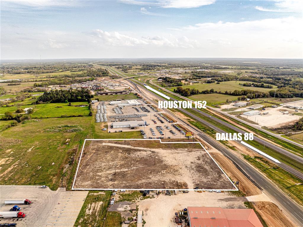 350 Interstate 45 Property Photo 9
