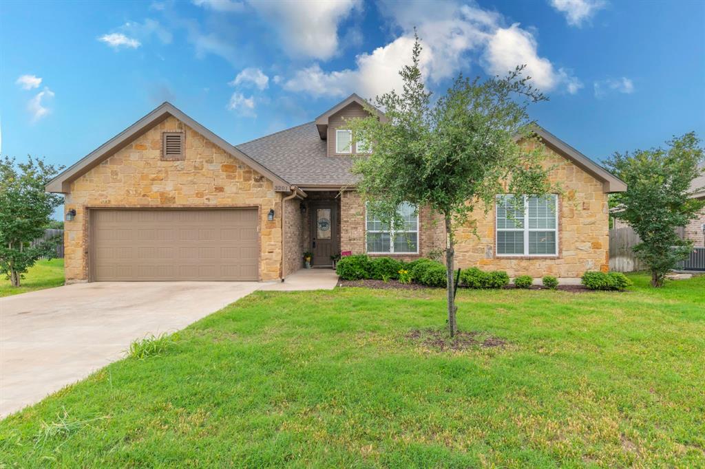 3201 Crystal Ann Drive Property Photo 1