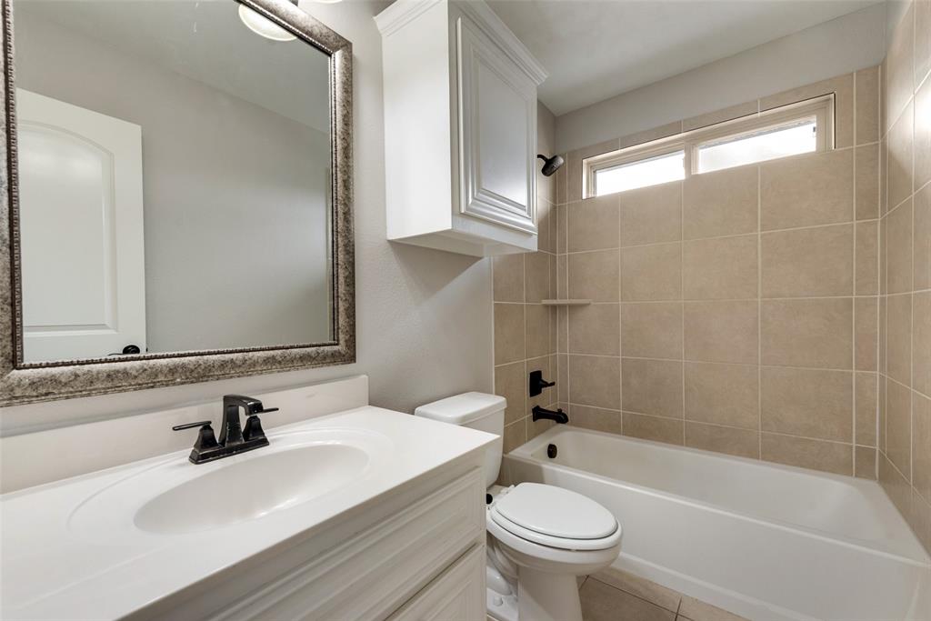 1831 Cypress Lake Lane Property Photo 24