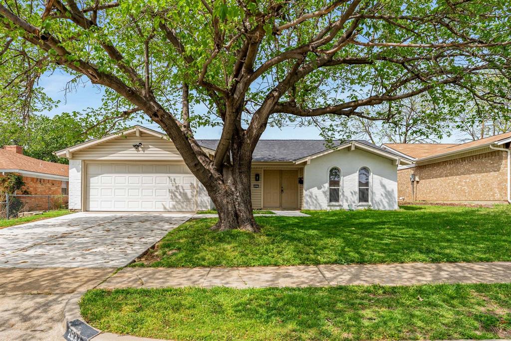 2837 Lago Vista Loop Property Photo