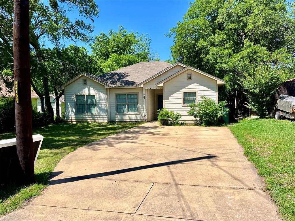 701 Frame Street Property Photo