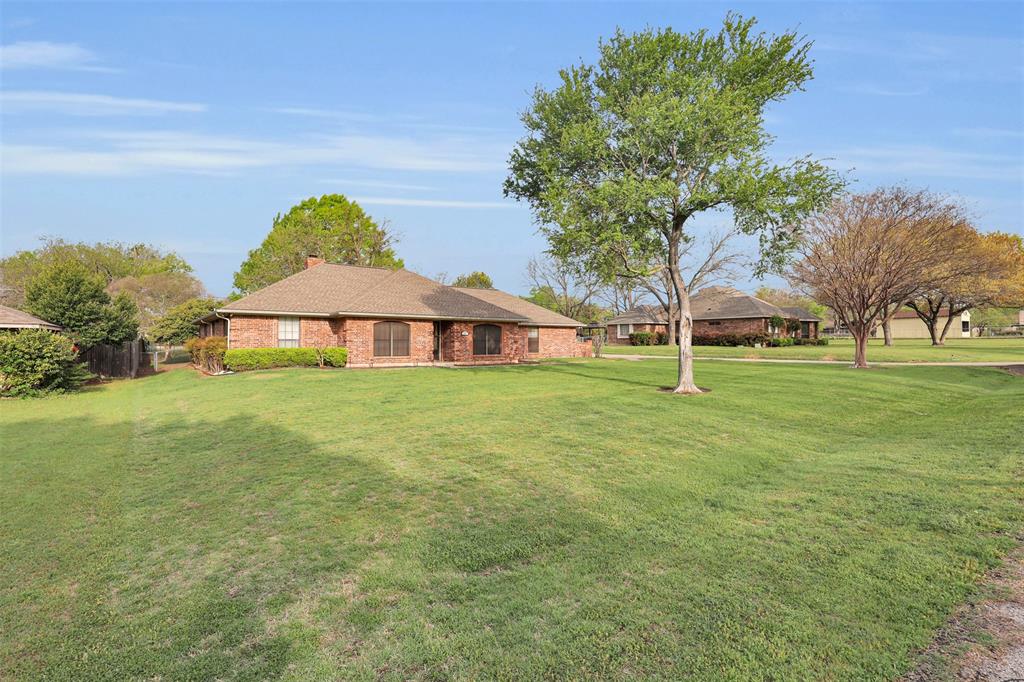 417 Shadowwood Trail Property Photo
