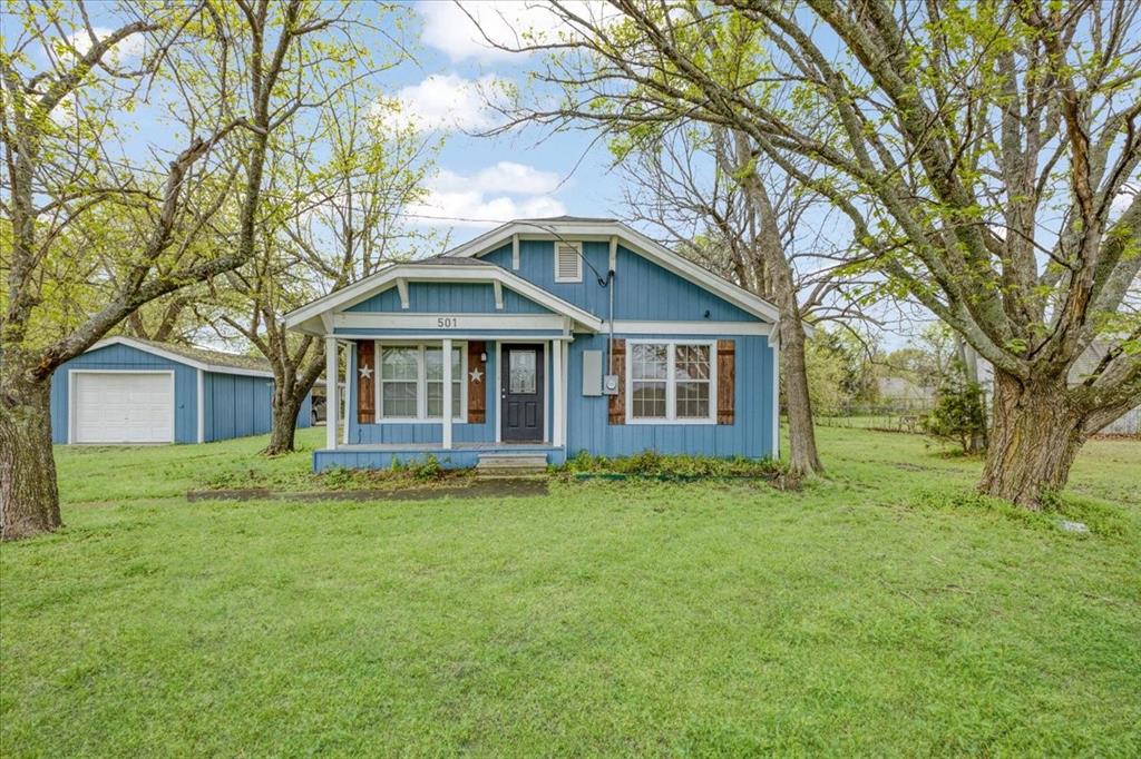 501 N Neal Street Property Photo