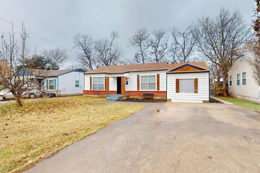 11613 Lippitt Avenue Property Photo 1