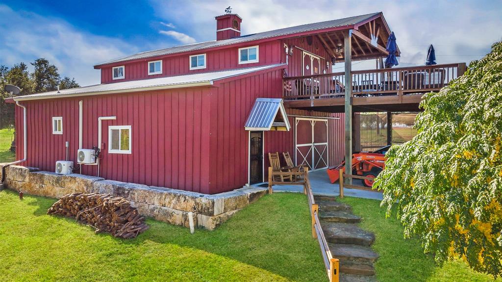 800 Quarter Horse Circle Property Photo 4