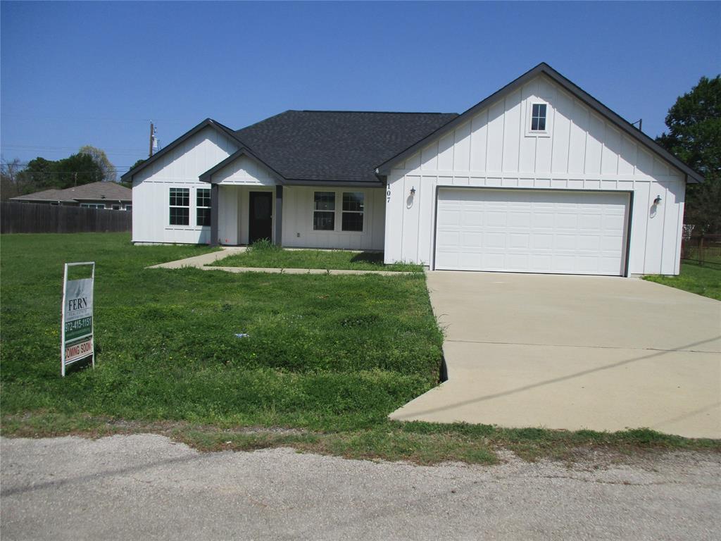 107 Tanglewood Drive Property Photo