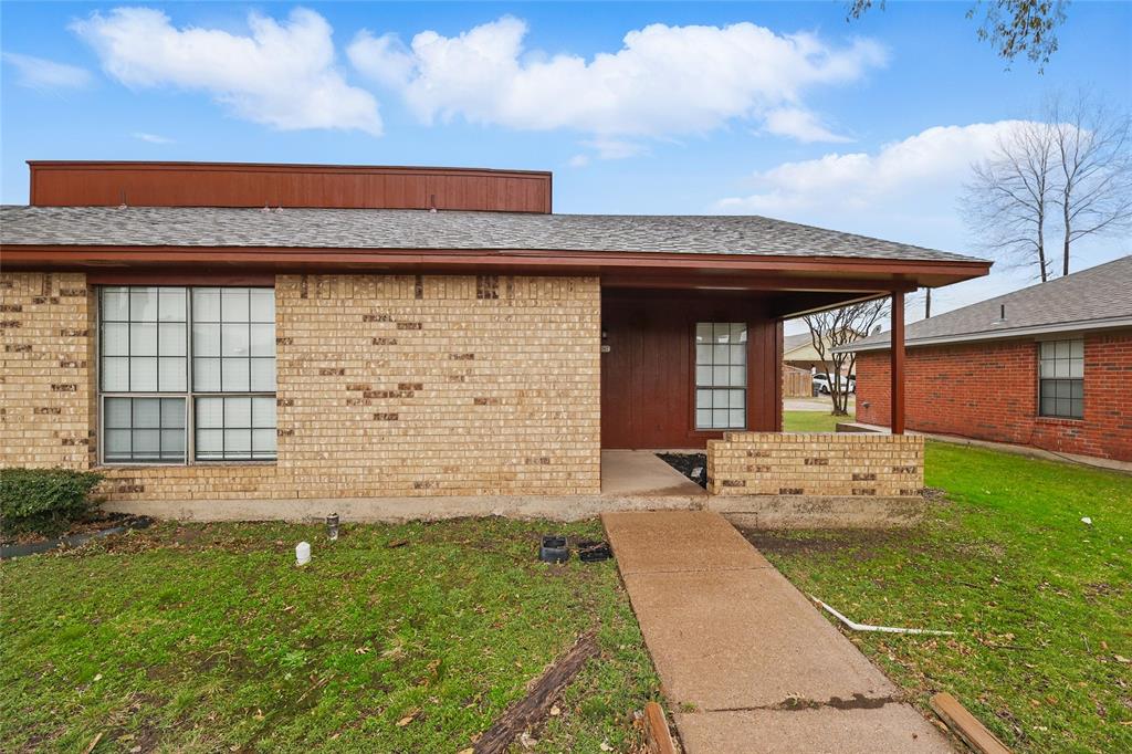 1707 Creekview Drive Property Photo 1