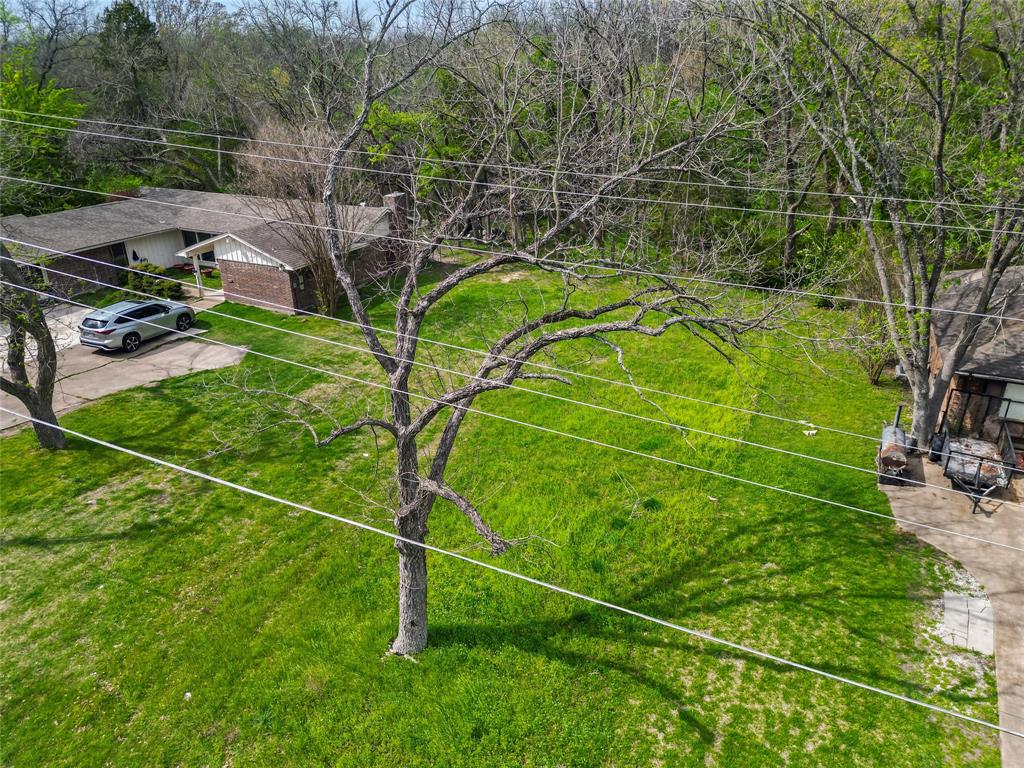 1707 Enchanted Lane Property Photo 3