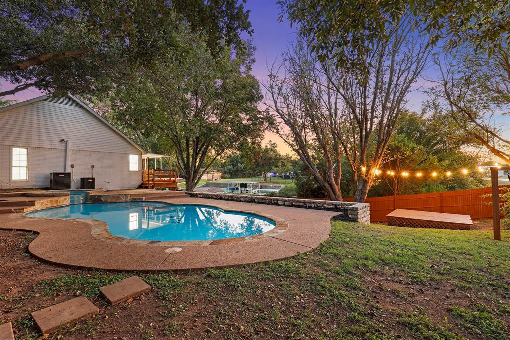 1401 Cheyenne Trail Property Photo 4