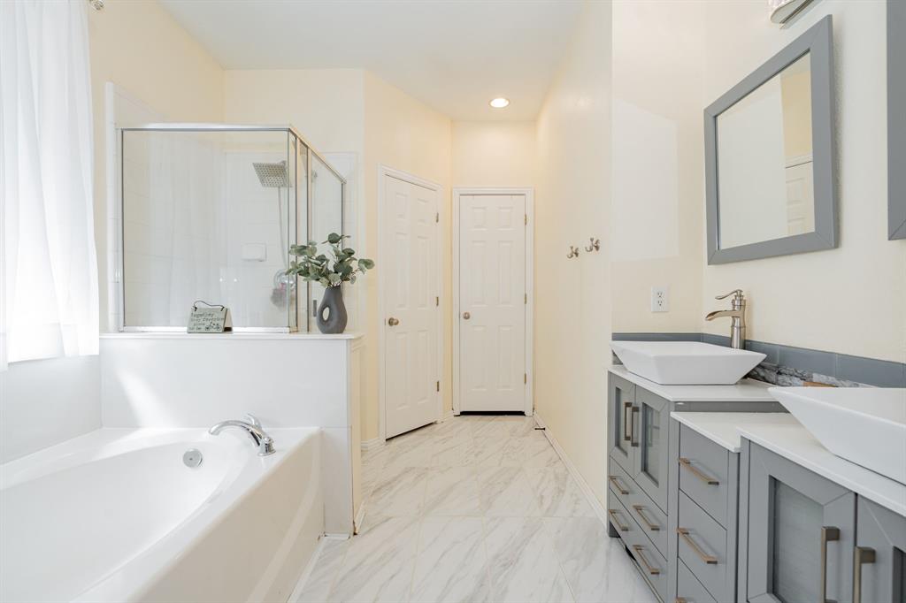 8501 Luzerne Drive Property Photo 8