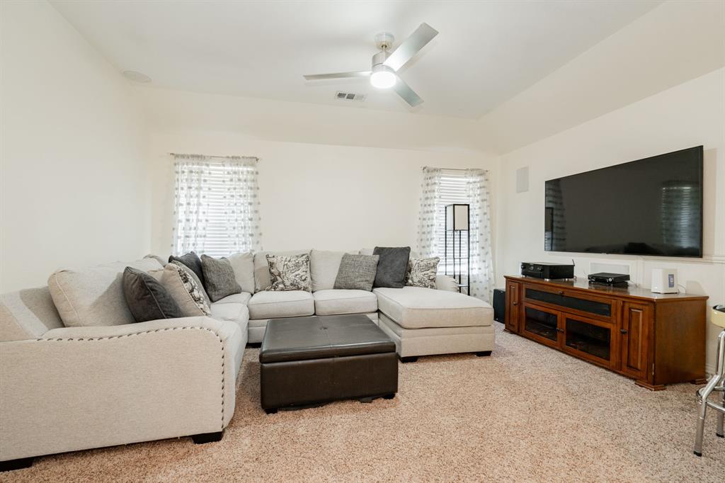 8501 Luzerne Drive Property Photo 11