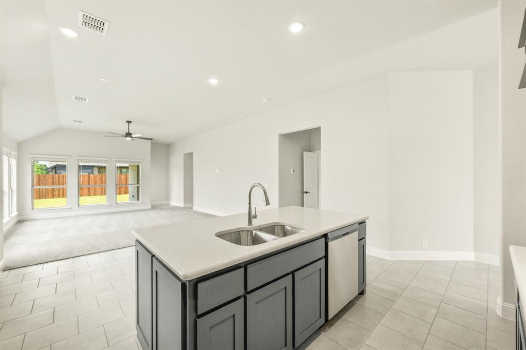 821 Alamo Court Property Photo 10