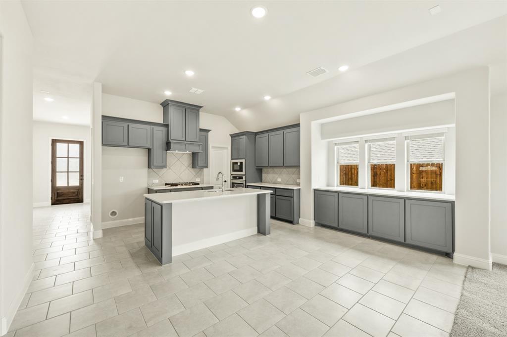 821 Alamo Court Property Photo 14