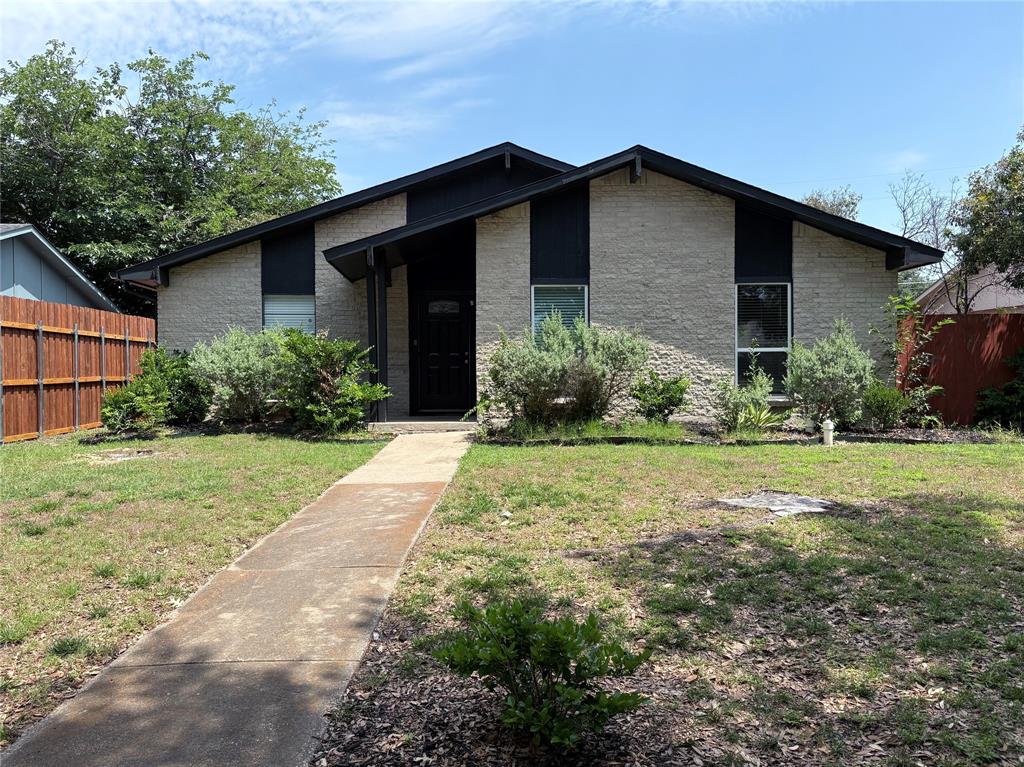 941 Overdowns Drive Property Photo 1