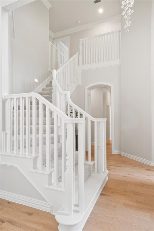 307 Skyline Drive Property Photo 4