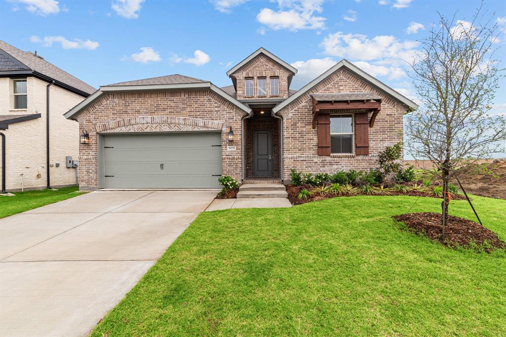 5037 Roll Cast Drive Property Photo 1