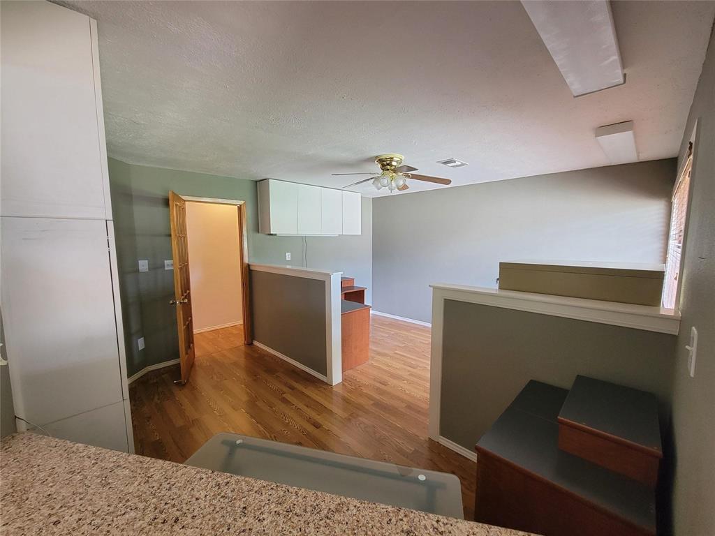 7651 Main Street Property Photo 7
