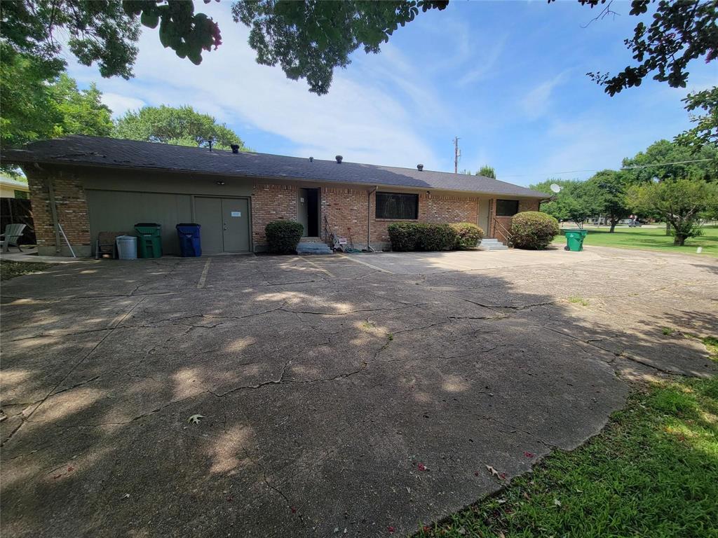 7651 Main Street Property Photo 12